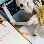 Recognizing and managing burnout signs to improve mental well-being